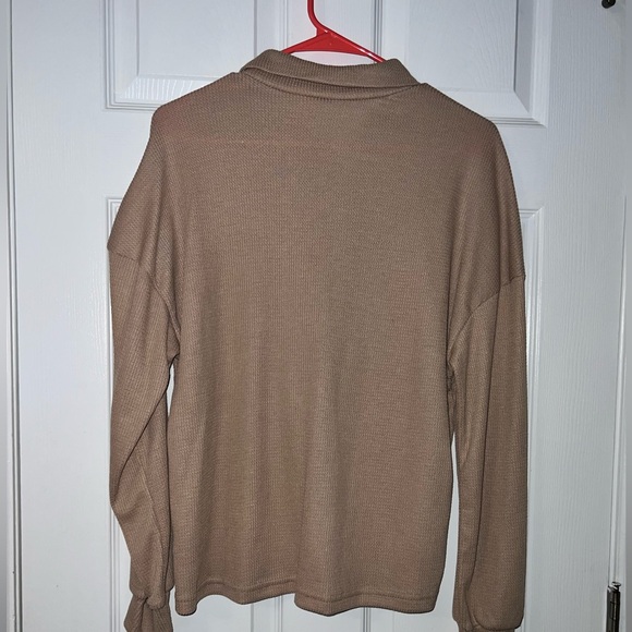 Tshirt - Picture 2 of 2